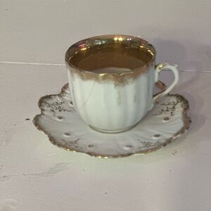 Adorable demitasse cup gold and white